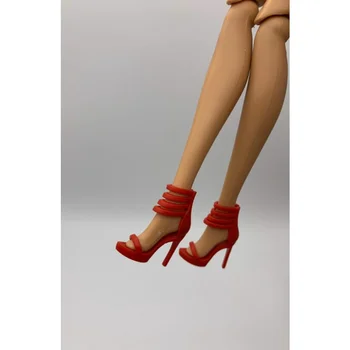 De nouveaux styles de jouets accessoires haute talons plat du pied des chaussures pour votre BB poupée A1013