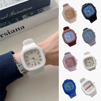 Fashion Square Quartz Digital Cadran Occasionnels Montres-bracelet Bracelet en Caoutchouc à la Mode de l'Horloge Imperméable à l'eau montre-Bracelet pour les Femmes