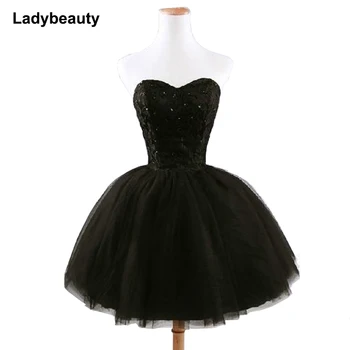 Ladybeauty de l'arrivée de Nouvelles femmes élégantes courte de bal robe de dentelle noire princesse sweetheart perles de femmes de mode noir robe de bal