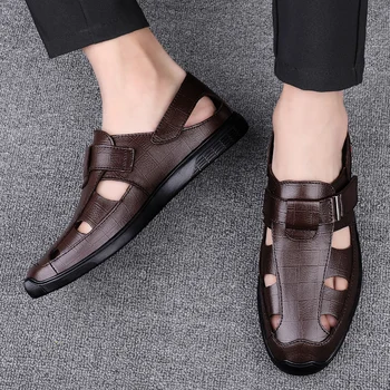Nouveau Cuir Véritable pour homme Noir/marron Sandales, Chaussures de Plage l'Été, les Chaussures Respirant Affaires Creux Plat Casual Sandales