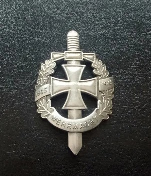 WW2 german Army Militaire de la Wehrmacht, WH Pins Badge